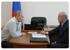 Prime Minister Vladimir Putin met with Irkutsk Region Governor Dmitry Mezentsev