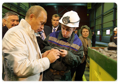 Prime Minister Vladimir Putin at the ceremony of commissioning the Mir open pit mine in Yakutia
