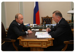 Prime Minister Vladimir Putin meeting with Transneft President Nikolai Tokarev
