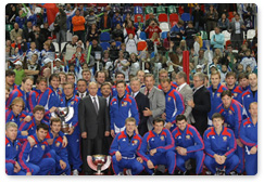 Председатель Правительства Российской Федерации В.В.Путин выступил на церемонии награждения членов сборной России по хоккею