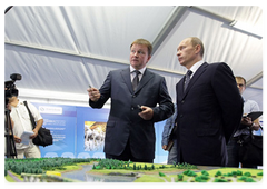 Prime Minister Vladimir Putin visiting plants in the Tula Region involved in the implementation of the Novomoskovsk Industrial Complex project