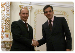 В.В.Путин встретился с Премьер-министром Французской Республики Ф.Фийоном