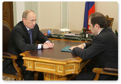 В.В.Путин провел рабочую встречу с председателем правления Пенсионного фонда России А.В.Дроздовым