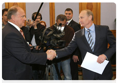 Prime Minister Vladimir Putin meeting with Communist Party leader Gennady Zyuganov