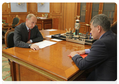Prime Minister Vladimir Putin meeting with Minister of Civil Defence, Emergencies and Disaster Relief Sergei Shoigu