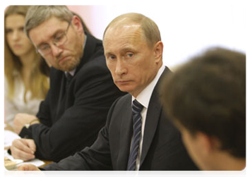 Prime Minister Vladimir Putin meeting with the teachers and parents in the Secondary School 1066