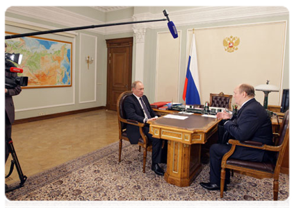 Prime Minister Vladimir Putin meeting with Penza Region Governor Vasily Bochkaryov