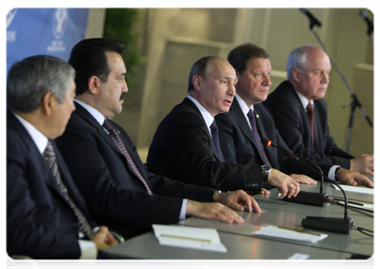 The heads of government of Russia, Belarus and Kazakhstan hold a joint news conference