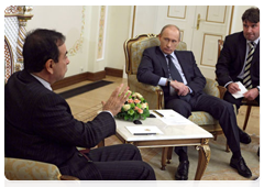 Prime Minister Vladimir Putin meeting with CEO of Renault-Nissan alliance Carlos Ghosn