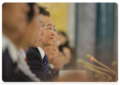 Премьер Государственного совета КНР Вэнь Цзябао во время переговоров с Председателем Правительства Российской Федерации В.В.Путиным