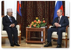 Председатель Правительства Российской Федерации В.В.Путин встретился с Премьер-министром Непала Мадхавом Кумаром Непалом