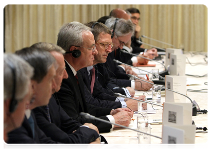 Представители германских деловых кругов на встрече с Председателем Правительства Российской Федерации В.В.Путиным