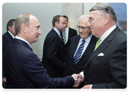 Председатель Правительства Российской Федерации В.В.Путин прибыл на встречу с представителями германских деловых кругов