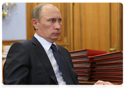 Prime Minister Vladimir Putin meeting with Kursk Region Governor Alexander Mikhailov