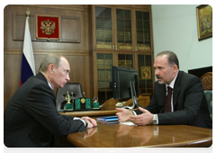 Prime Minister Vladimir Putin holding a working meeting with Governor of the Ivanovo Region Mikhail Men