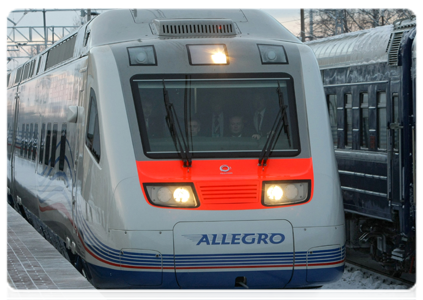 The Allegro high-speed express train made its first trip today from Helsinki to St Petersburg
