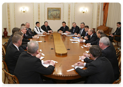 Председатель Правительства Российской Федерации В.В.Путин встретился с Президентом Латвии В.Затлерсом