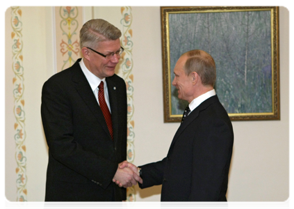 Prime Minister Vladimir Putin at a meeting with Latvian President Valdis Zatlers