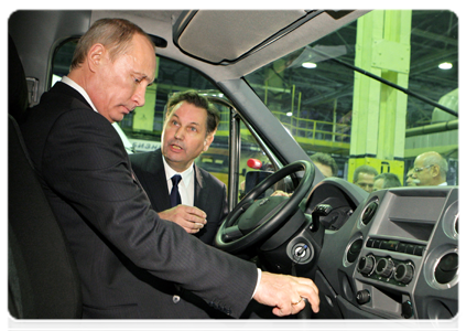 Председатель Правительства Российской Федерации В.В.Путин посетил ОАО «ГАЗ»
