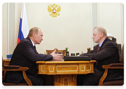 Prime Minister Vladimir Putin at a meeting with Federation Council Speaker Sergei Mironov
