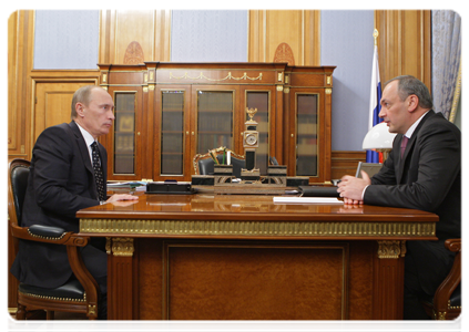 Prime Minister Vladimir Putin with President of the Republic of Dagestan Magomedsalam Magomedov