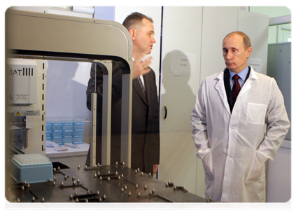 Prime Minister Vladimir Putin at the ChemRar centre in Khimki