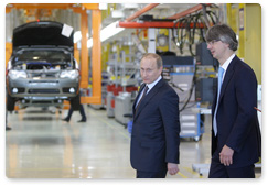 Председатель Правительства Российской   Федерации В.В.Путин, находящийся с рабочей поездкой в г. Набережные Челны, посетил автозавод «Соллерс»