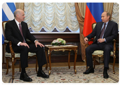 Prime Minister Vladimir Putin with Greek Prime Minister and Foreign Minister George Papandreou