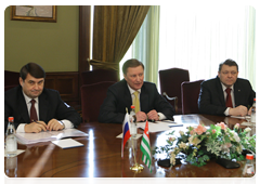Deputy Prime Minister Sergei Ivanov and President of Abkhazia Sergei Bagapsh