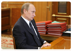 Prime Minister Vladimir Putin meeting with Secretary of the Public Chamber of Russia, member of the Presidium of the Russian Academy of Sciences and Academician Yevgeny Velikhov