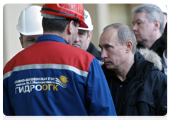 Prime Minister Vladimir Putin visiting the Sayano-Shushenskaya Hydroelectric Power Plant