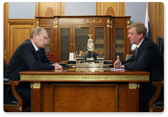 Председатель Правительства Российской Федерации В.В.Путин провел рабочую встречу с Генеральным директором Российской корпорации нанотехнологий А.Б.Чубайсом