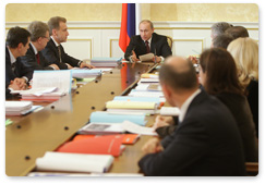 Председатель Правительства Российской Федерации В.В.Путин провел совещание по Основным направлениям деятельности Правительства