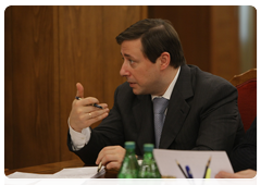 Alexander Khloponin, Deputy Prime Minister and Presidential envoy to the North Caucasus Federal District, during a meeting on the social and economic development of the Republic of Ingushetia