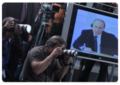 Председатель Правительства Российской Федерации В.В.Путин принял участие в Интернет-конференции с представителями индийской общественности