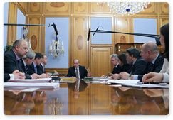 Председатель Правительства Российской Федерации В.В.Путин провел совещание по совершенствованию контрольно-надзорных и разрешительных функций и оптимизации предоставления госуслуг в сфере строительства