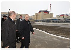 Председатель Правительства Российской Федерации В.В.Путин, прибывший с рабочим визитом в Южный федеральный округ, принял участие в запуске в эксплуатацию энергоблока №2 Волгодонской АЭС