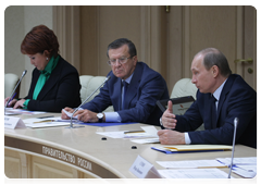 Председатель Правительства Российской Федерации В.В.Путин провел в режиме видеоконференции совещание о готовности к проведению сезонных полевых работ в 2010 году
