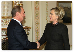 Председатель Правительства Российской Федерации В.В.Путин провел рабочую встречу с Госсекретарем США Хиллари Клинтон
