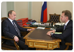 Prime Minister Vladimir Putin holding a working meeting with First Deputy Prime Minister Igor Shuvalov