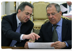 Minister of Sport, Tourism and Youth Policy Vitaly Mutko and Ministry of Foreign Affairs of the Russian Federation Sergei Lavrov at a meeting of the Government Presidium