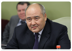 First Deputy Prime Minister Igor Shuvalov meets with Kazakh First Deputy Prime Minister Umirzak Shukeyev