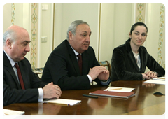 President of Abkhazia Sergei Bagapsh at a meeting with Prime Minister Vladimir Putin