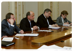 Премьер-министр Литовской Республики А.Кубилюс на встрече с Председателем Правительства Российской Федерации В.В.Путиным