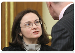 Minister of Economic Development Elvira Nabiullina and Minister of Education and Science Andrei Fursenko before the Government meeting
