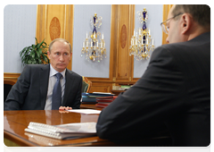 Prime Minister Vladimir Putin with Alexander Misharin, Governor of the Sverdlovsk Region