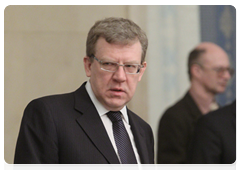 Deputy Prime Minister and Minister of Finance Alexei Kudrin addresses a meeting of the finance ministers of the CIS countries