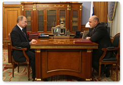 Председатель Правительства Российской Федерации В.В.Путин провел рабочую встречу с руководителем Федеральной налоговой службы М.В.Мишустиным