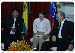 Председатель Правительства Российской Федерации В.В.Путин провел рабочую встречу с Президентом Республики Боливия Эво Моралесом