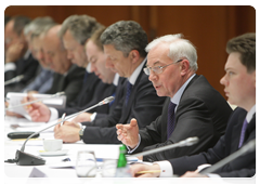 Ukrainian Prime Minister Mykola Azarov at a meeting of the Economic Cooperation Committee under the Russian-Ukrainian Interstate Commission